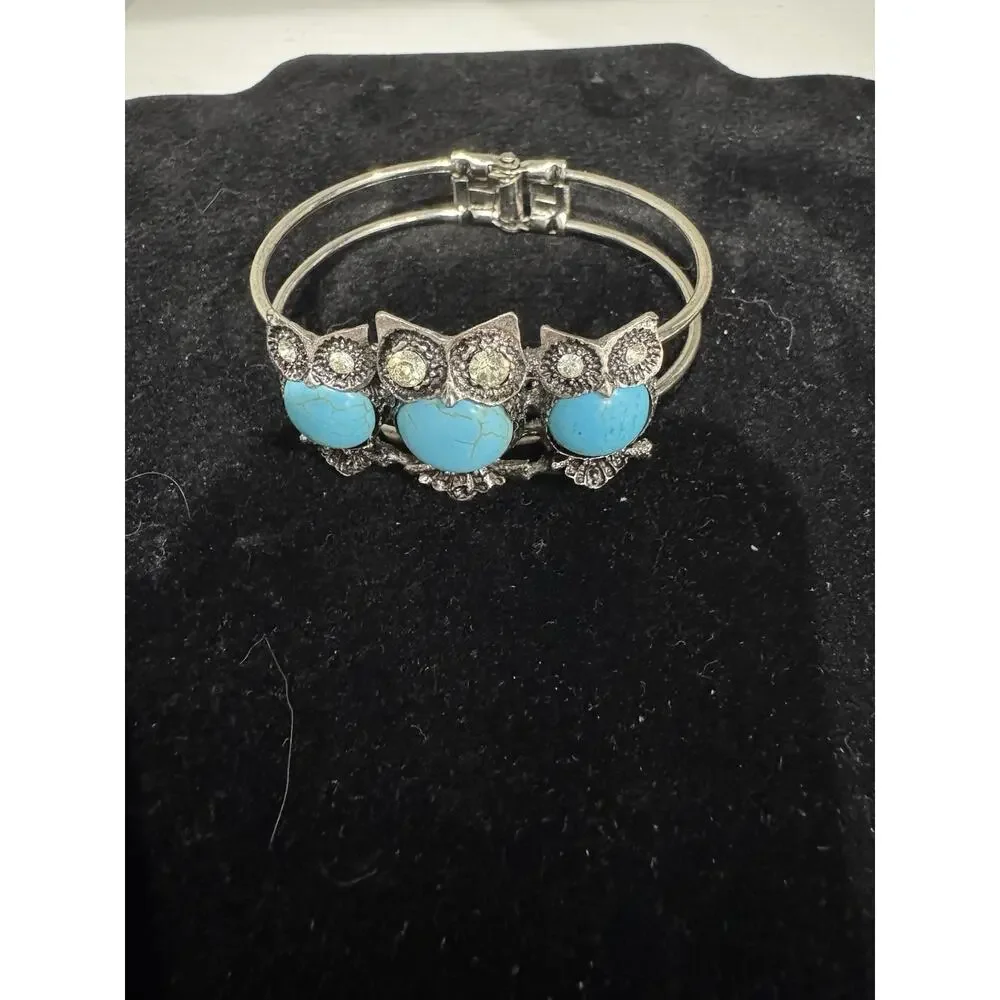 Stunning Set Of Owl Jewelry 2 Pairs Earrings & 2 Bracelets Vintage Unique